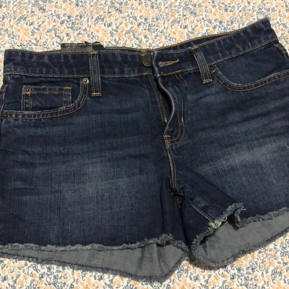 New Short Gap color índigo